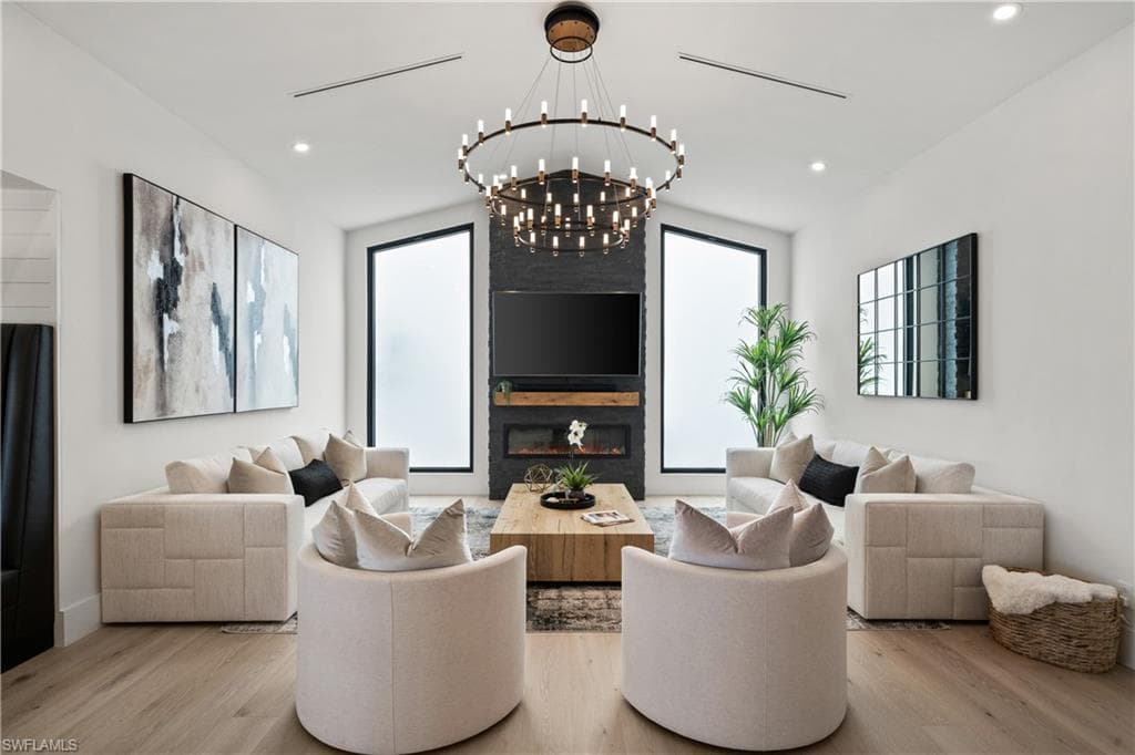 19559 Vintage Trace CIR, ESTERO FL 33967-16