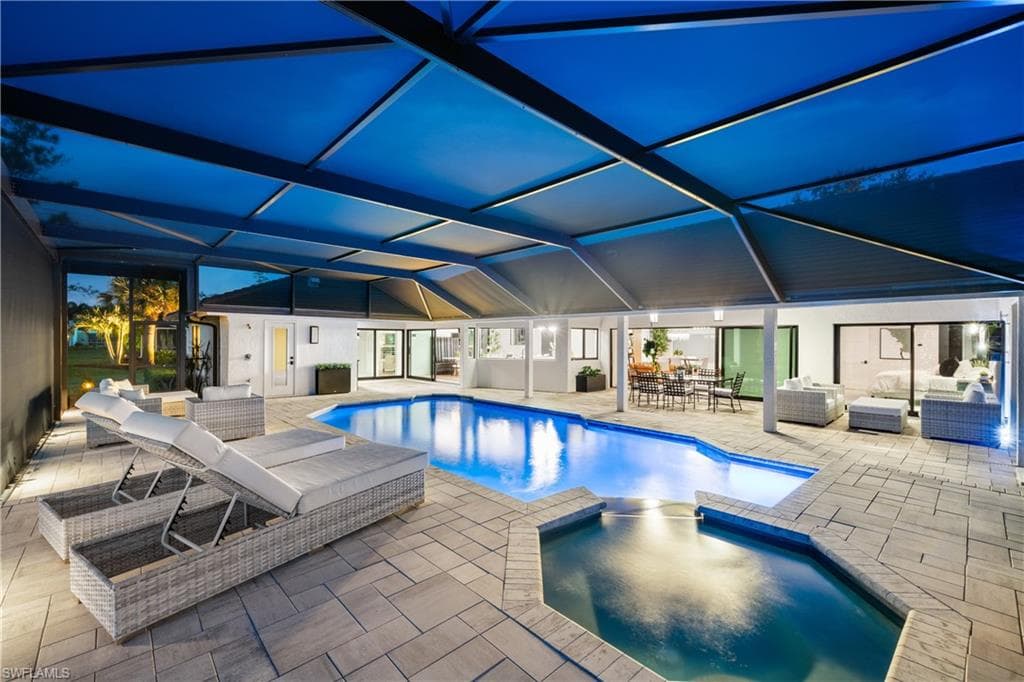 19559 Vintage Trace CIR, ESTERO FL 33967-23