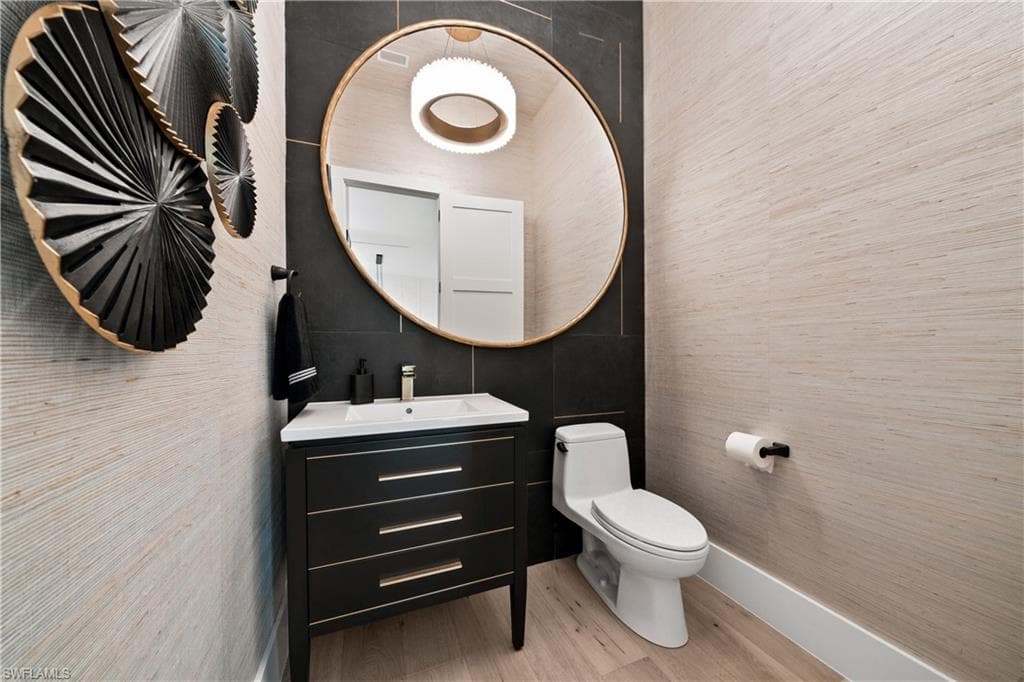 19559 Vintage Trace CIR, ESTERO FL 33967-40