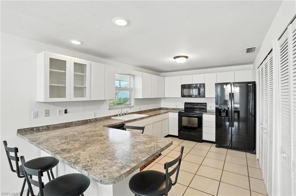 131 Bay Mar DR, FORT MYERS BEACH FL 33931-25