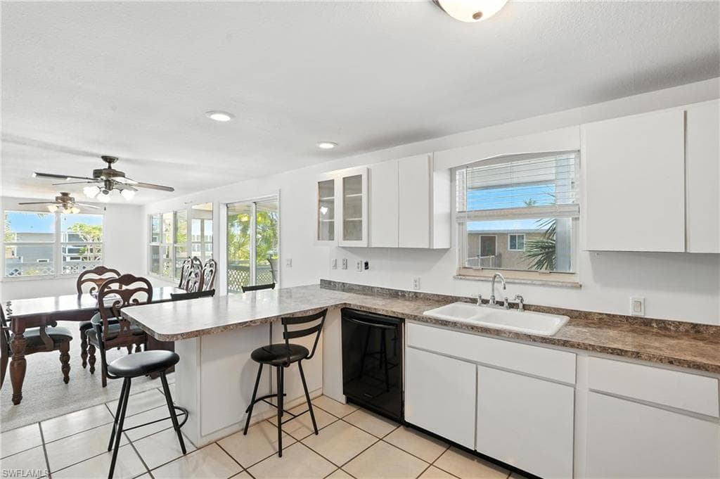 131 Bay Mar DR, FORT MYERS BEACH FL 33931-27