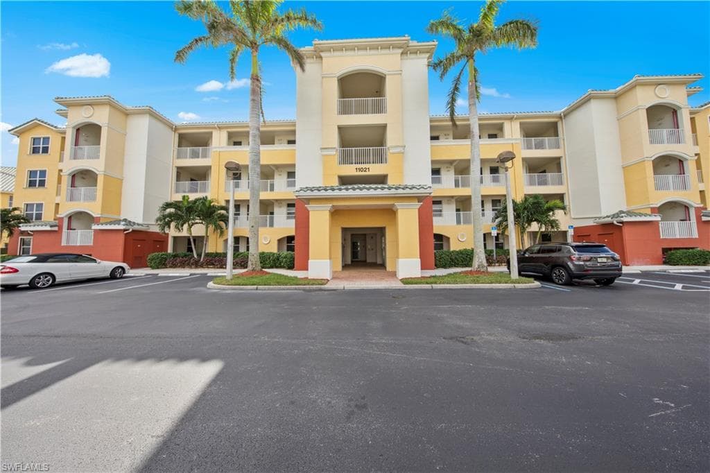 11021 Gulf Reflections DR # 101, FORT MYERS FL 33908-1