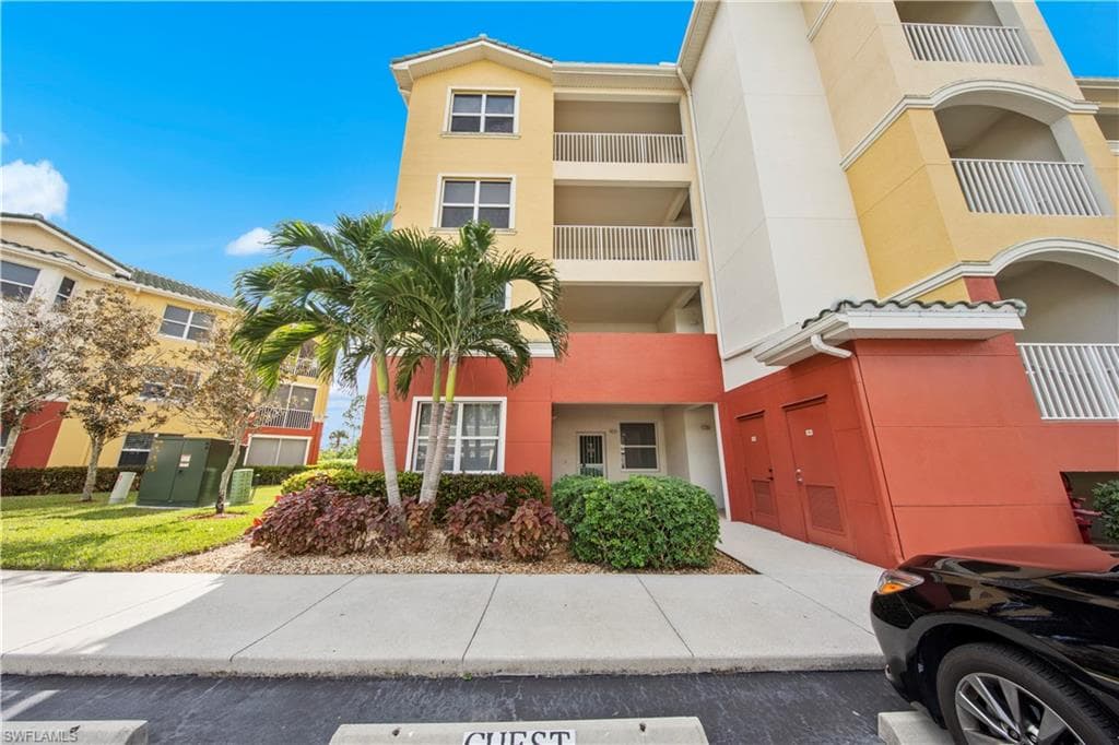 11021 Gulf Reflections DR # 101, FORT MYERS FL 33908-2