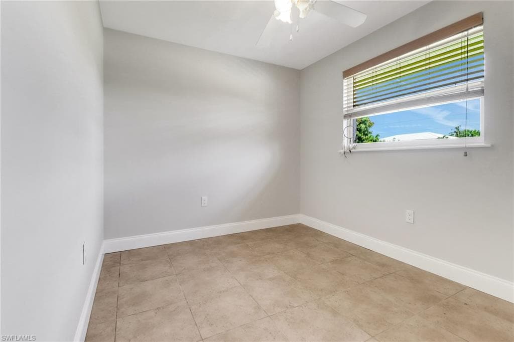 5251-5253 Serenity CV, BOKEELIA FL 33922-5