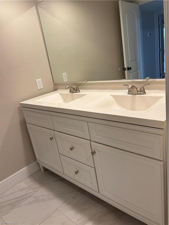 5245 Cedarbend DR # 4, FORT MYERS FL 33919-30