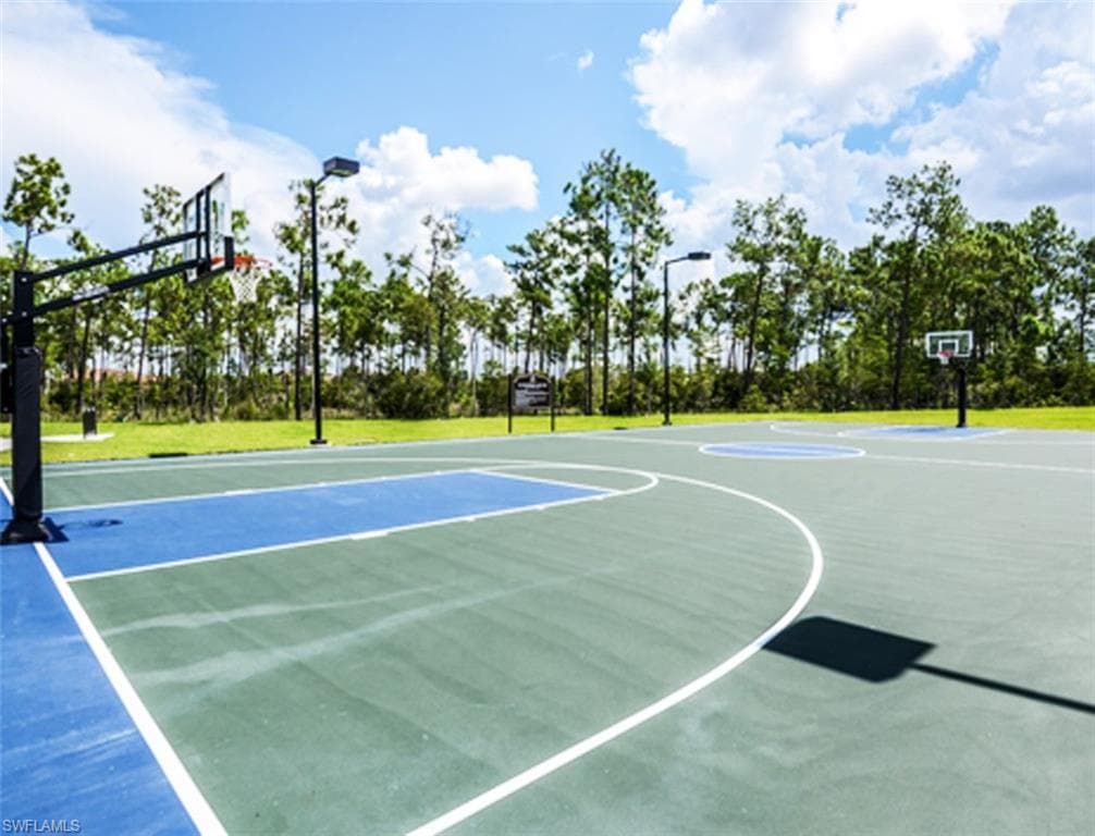 3296 Pacific DR, NAPLES FL 34119-27