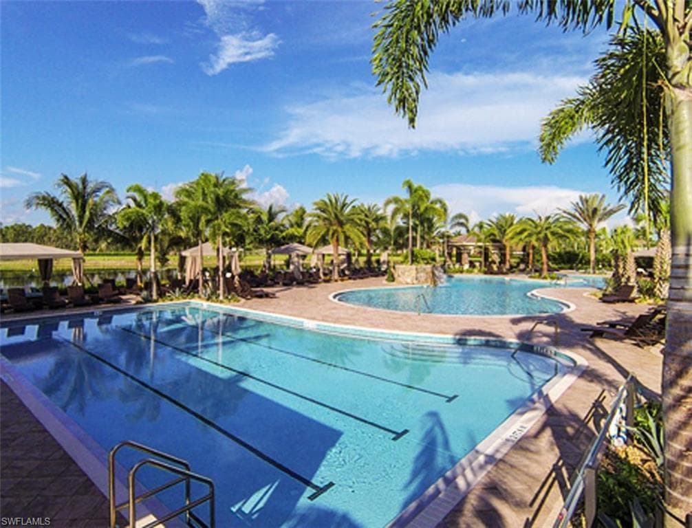 3296 Pacific DR, NAPLES FL 34119-29