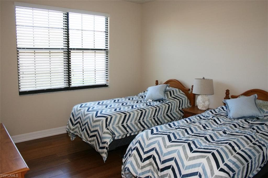 3296 Pacific DR, NAPLES FL 34119-18