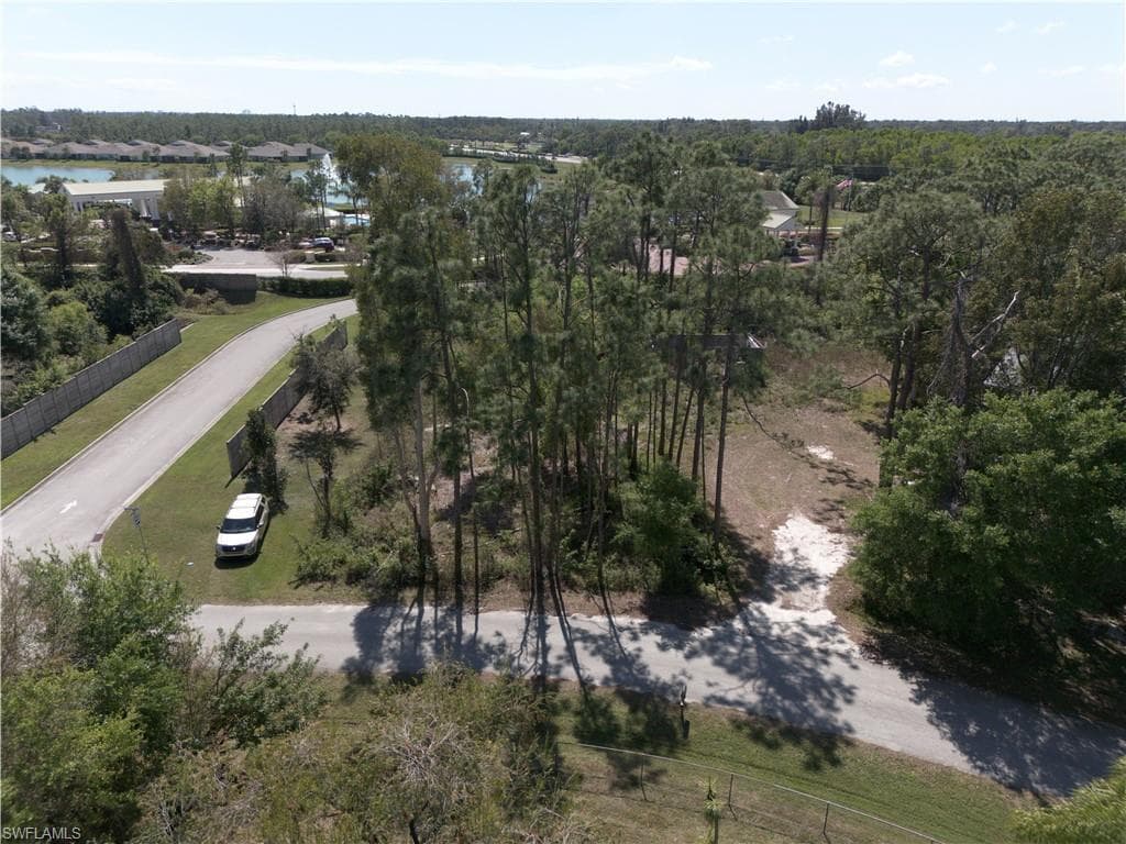 2086 Brooklawn DR, NORTH FORT MYERS FL 33917-3