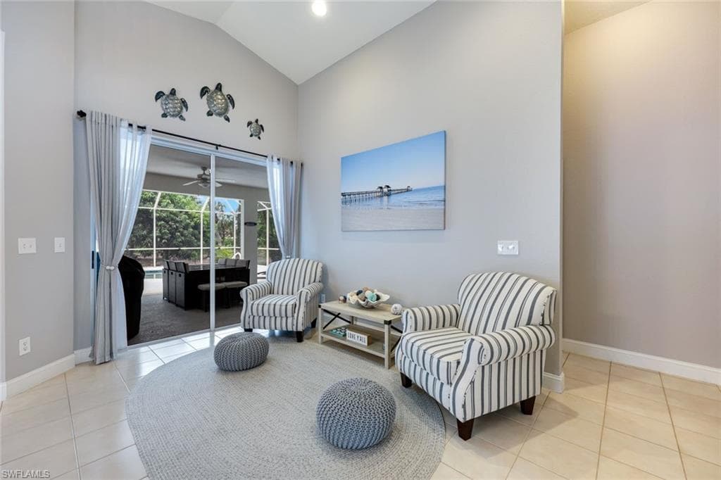 697 Crossfield CIR, NAPLES FL 34104-2