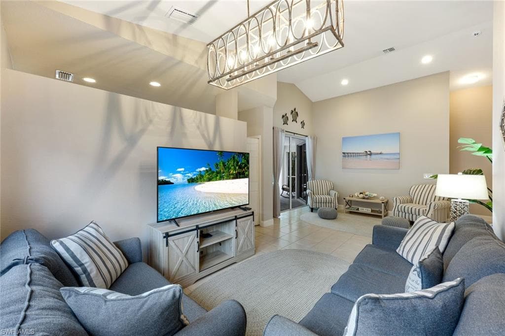 697 Crossfield CIR, NAPLES FL 34104-4