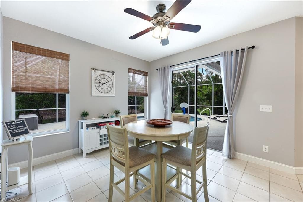 697 Crossfield CIR, NAPLES FL 34104-8