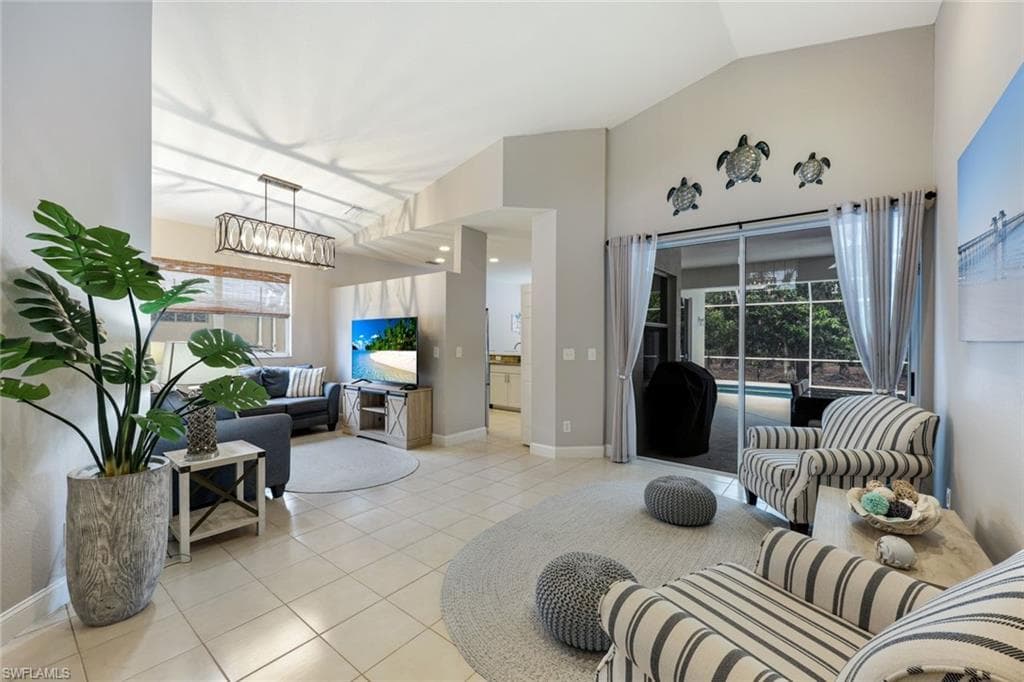 697 Crossfield CIR, NAPLES FL 34104-3