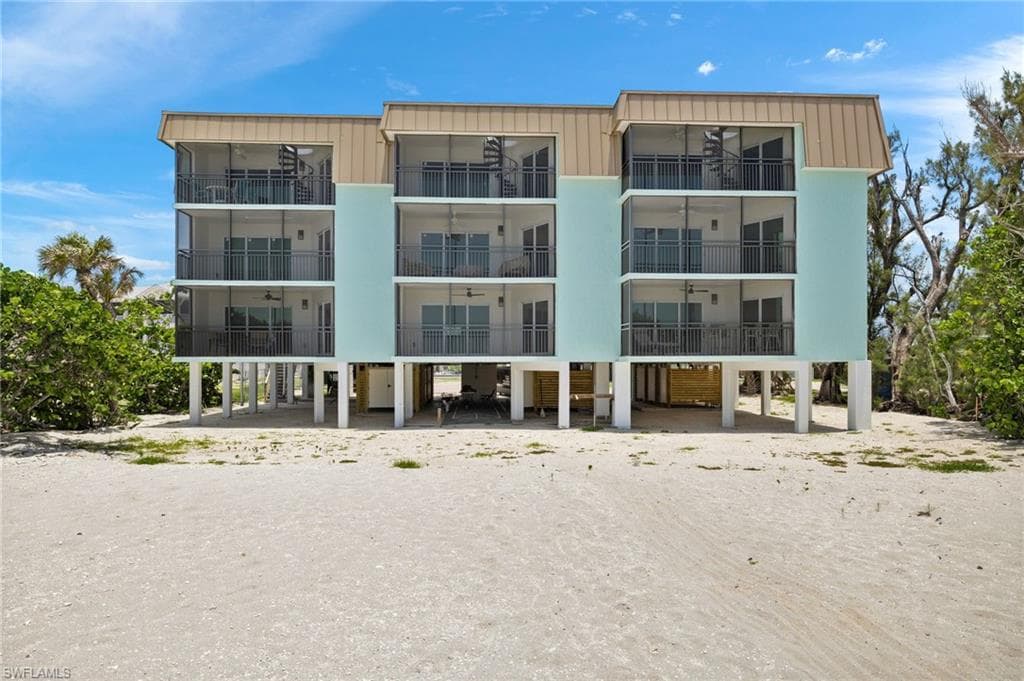 3067 W Gulf DR 102-27