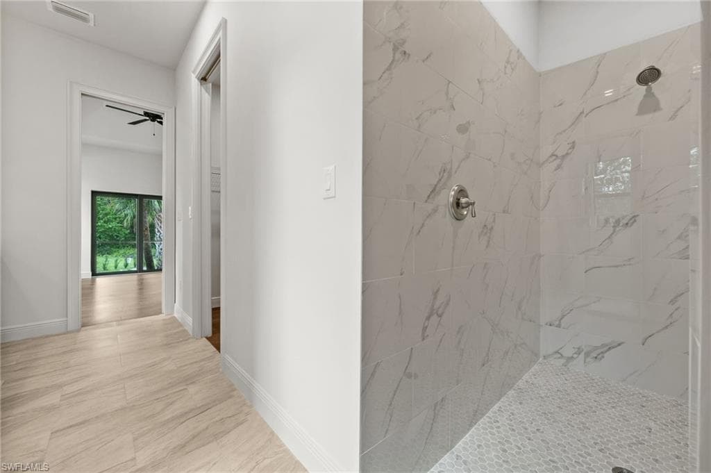 3708 Stagg CT, FORT MYERS FL 33905-25