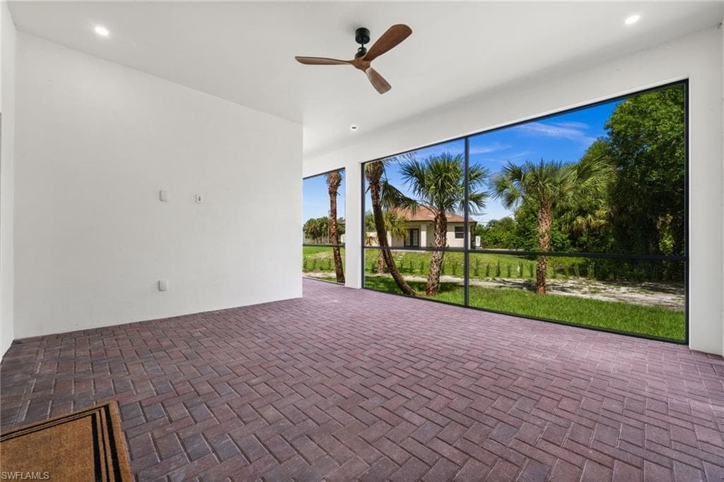 3708 Stagg CT, FORT MYERS FL 33905-32