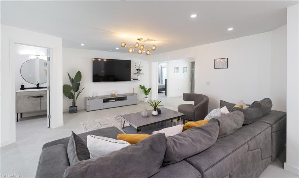 1575 Osprey AVE, NAPLES FL 34102-9