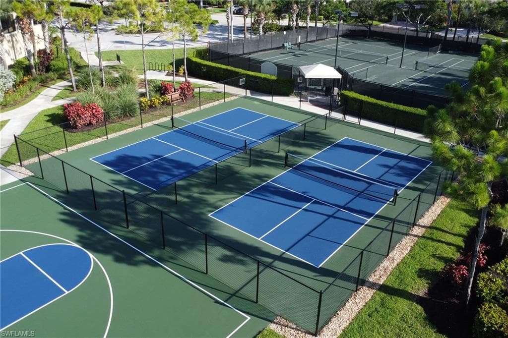 6526 Monterey PT # 102, NAPLES FL 34105-27