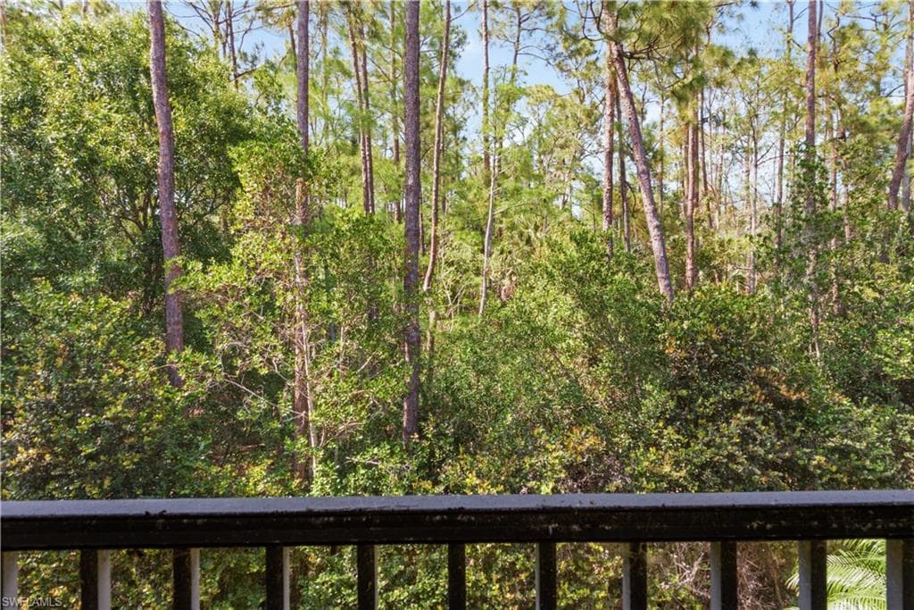 26425 LUCKY STONE RD # 201, BONITA SPRINGS FL 34135-10