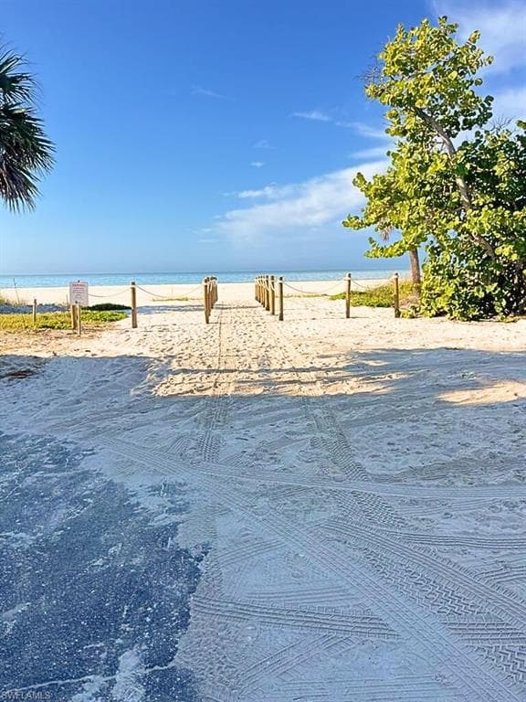 96 Hercules DR, FORT MYERS BEACH FL 33931-8