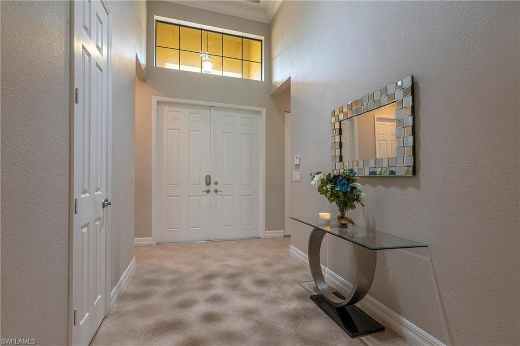 3876 Gibralter DR, NAPLES FL 34119-3