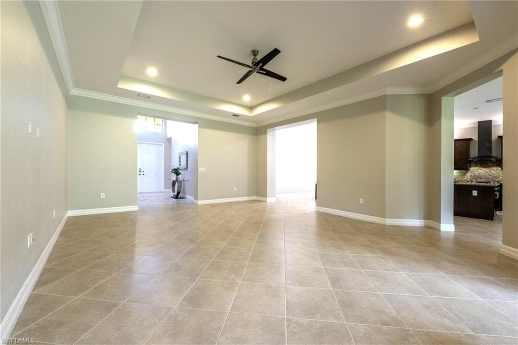 3876 Gibralter DR, NAPLES FL 34119-7