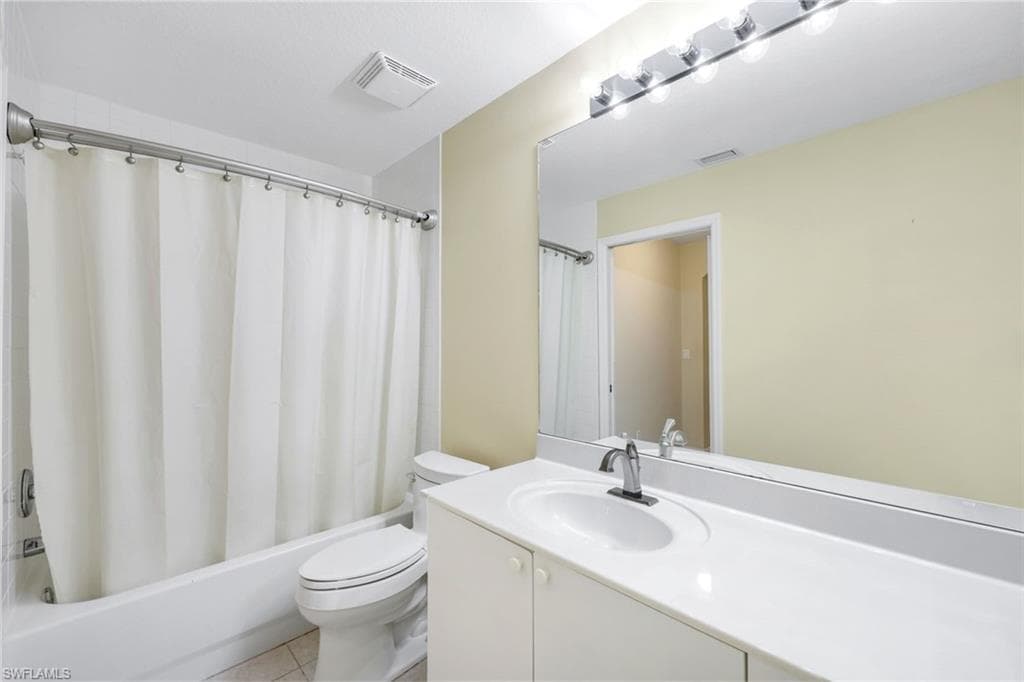 28650 Carriage Home DR # 103, BONITA SPRINGS FL 34134-9