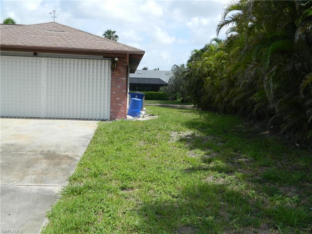 6408 Cocos DR, FORT MYERS FL 33908-2