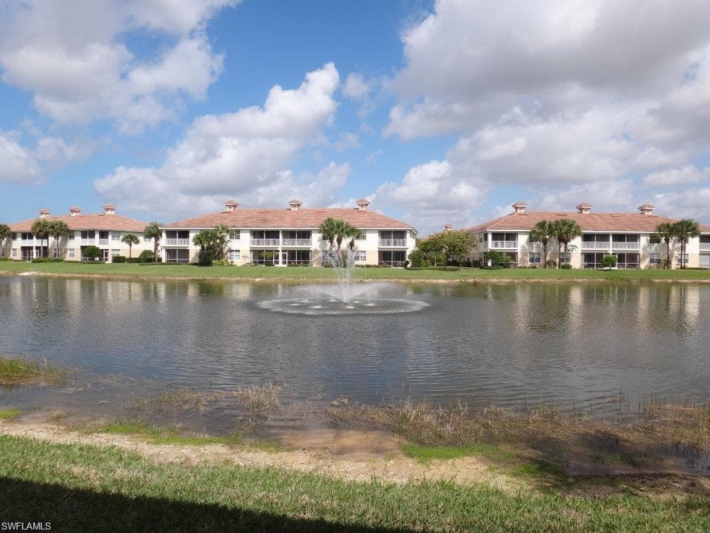 3025 Driftwood WAY # 3203, NAPLES FL 34109-8