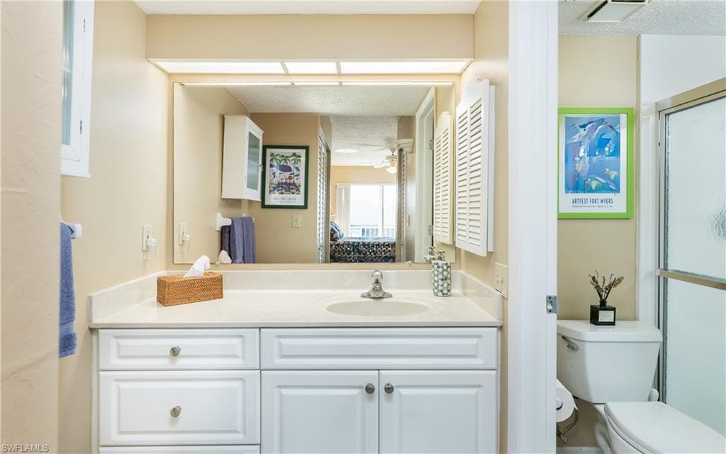 4549 SE 5th PL # 211, CAPE CORAL FL 33904-12