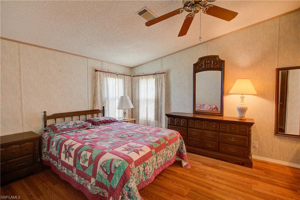 205 Carriage LN, NORTH FORT MYERS FL 33917-15