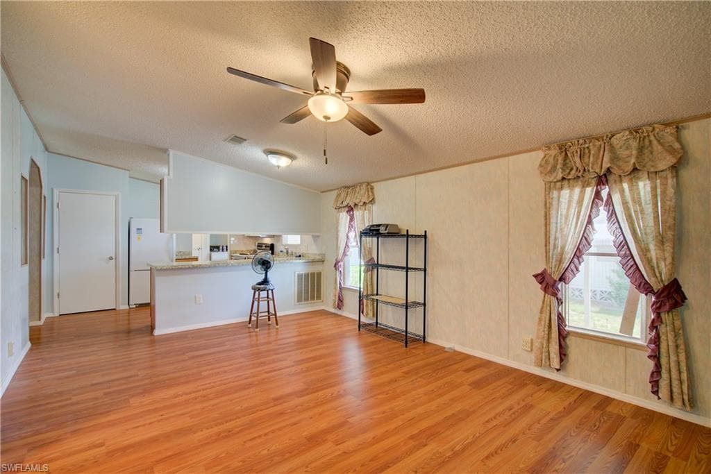 205 Carriage LN, NORTH FORT MYERS FL 33917-13