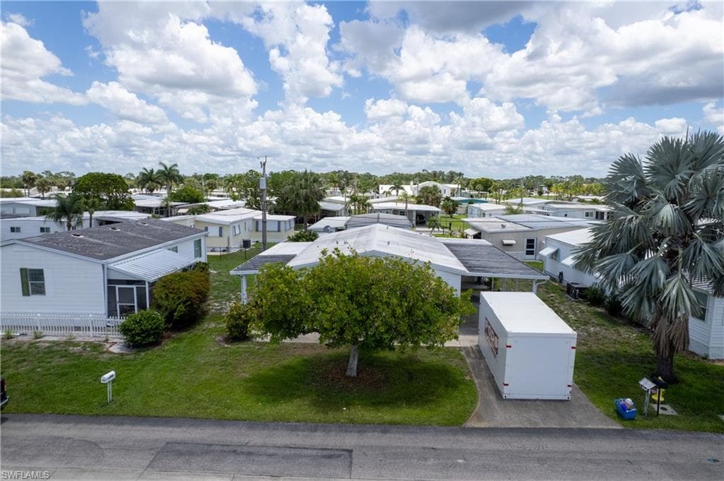 205 Carriage LN, NORTH FORT MYERS FL 33917-44