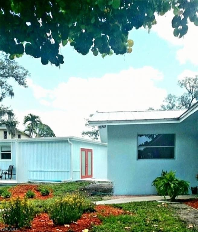 1260 26th AVE N, NAPLES FL 34103-20