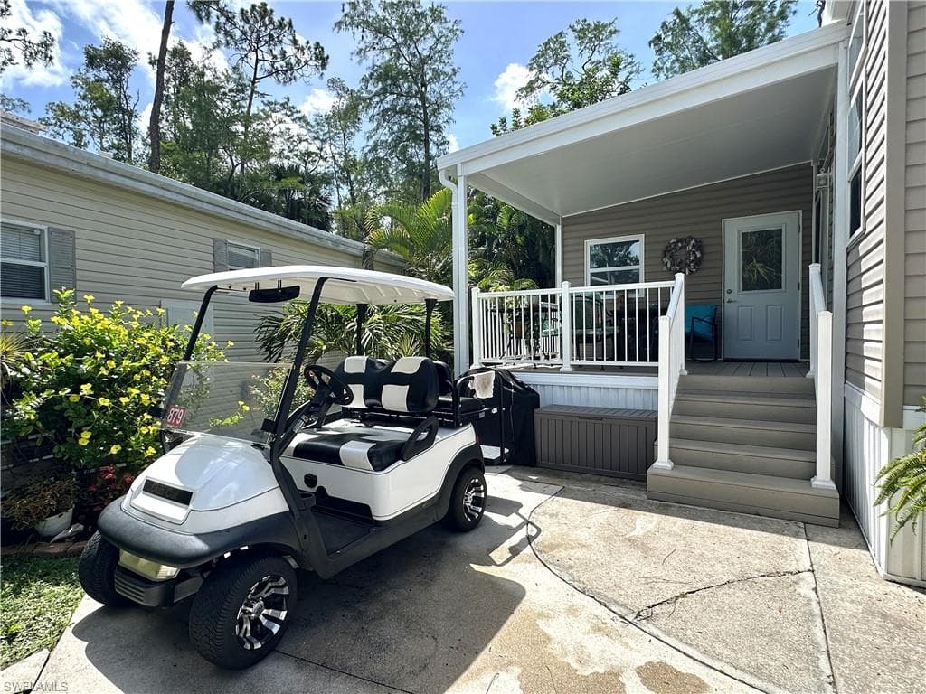 10819 Short Tailed Hawk CIR, ESTERO FL 33928-1