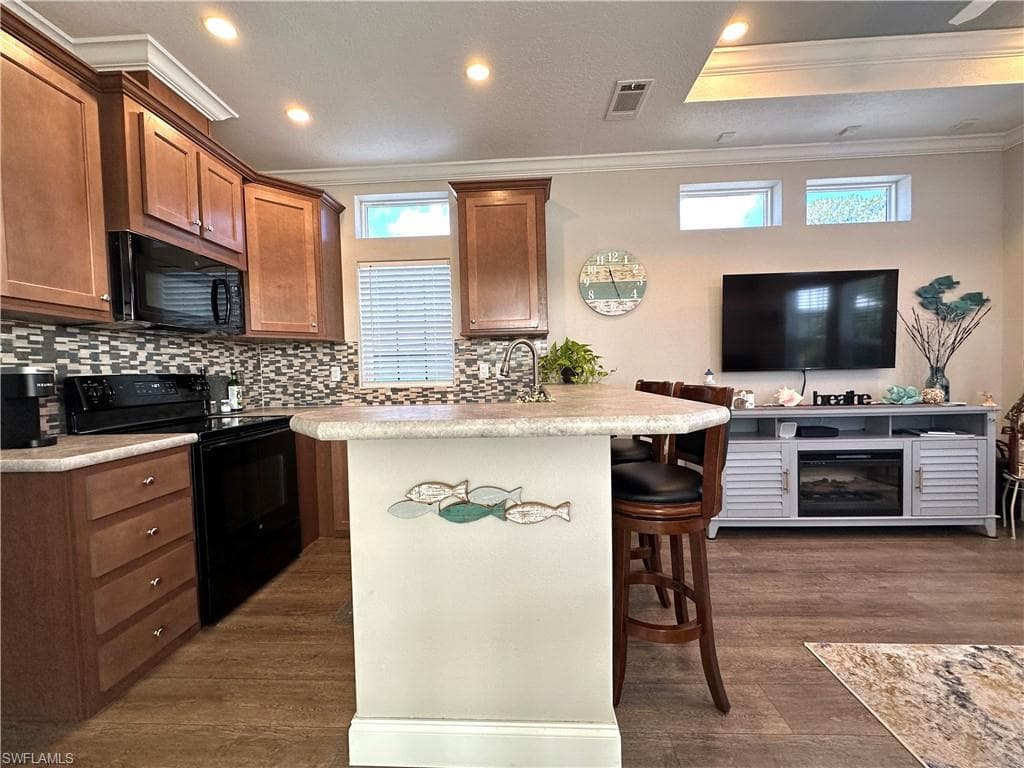 10819 Short Tailed Hawk CIR, ESTERO FL 33928-11