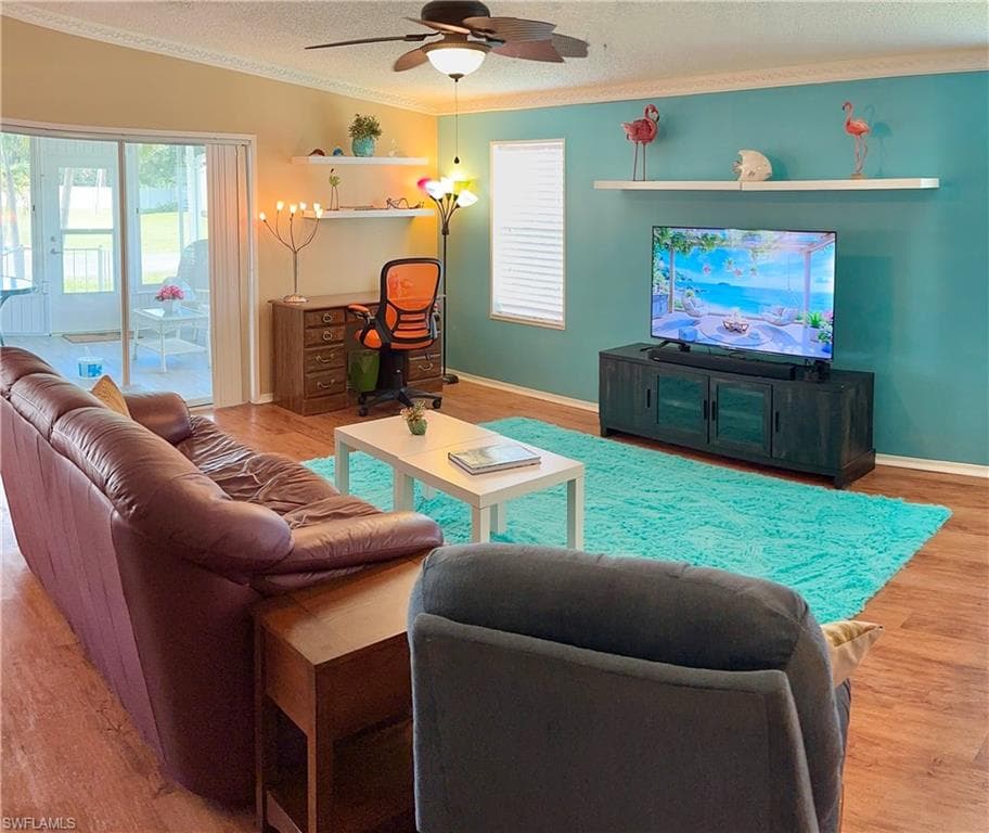 5121 Fiddleleaf DR-10