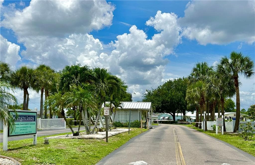5121 Fiddleleaf DR-30