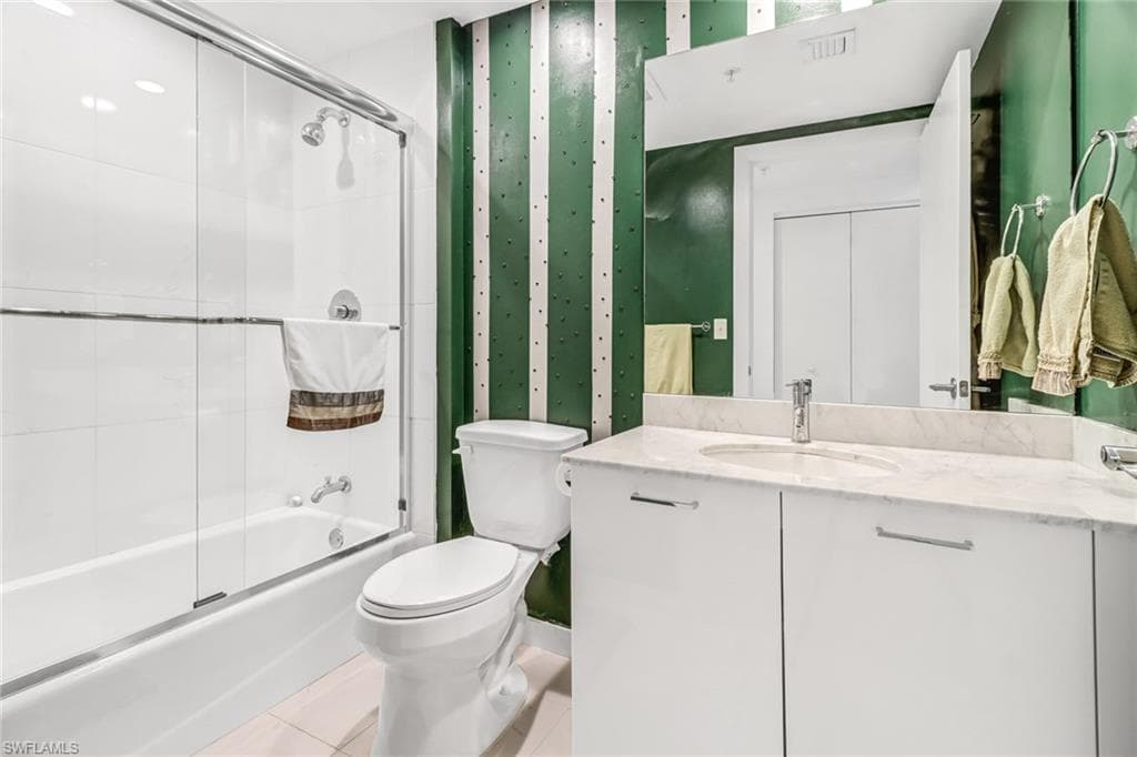 3000 Oasis Grand BLVD # 2205, FORT MYERS FL 33916-22