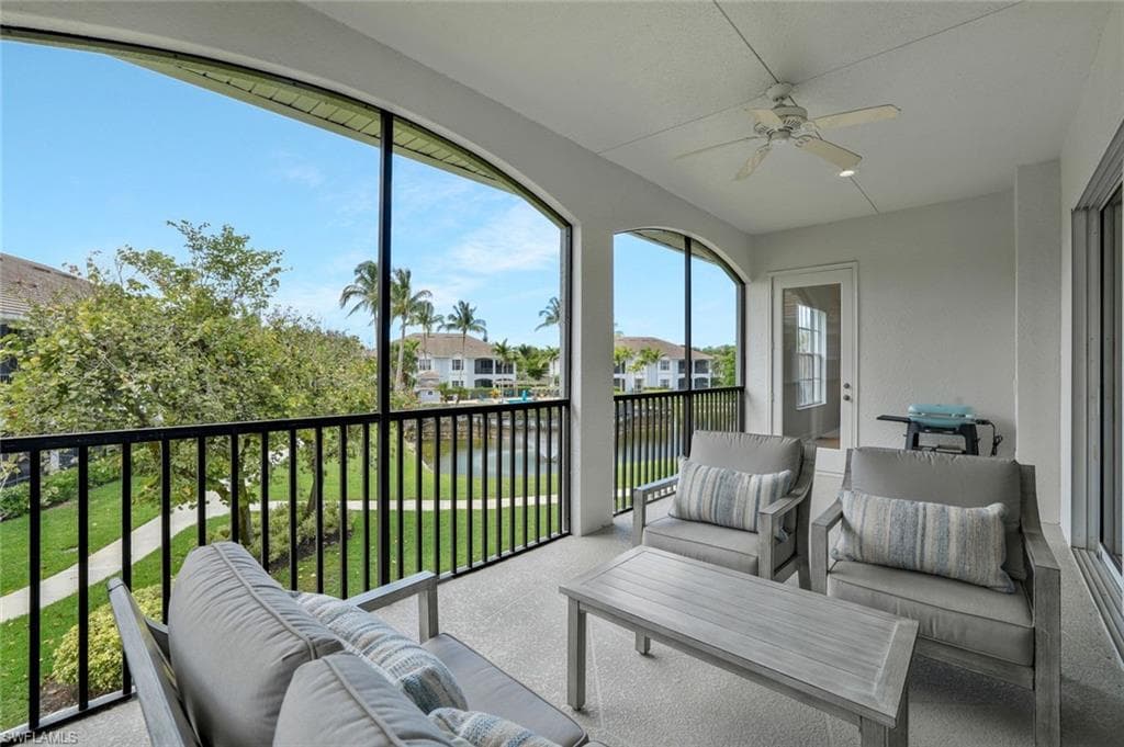 5030 Blauvelt WAY # 201, NAPLES FL 34105-21