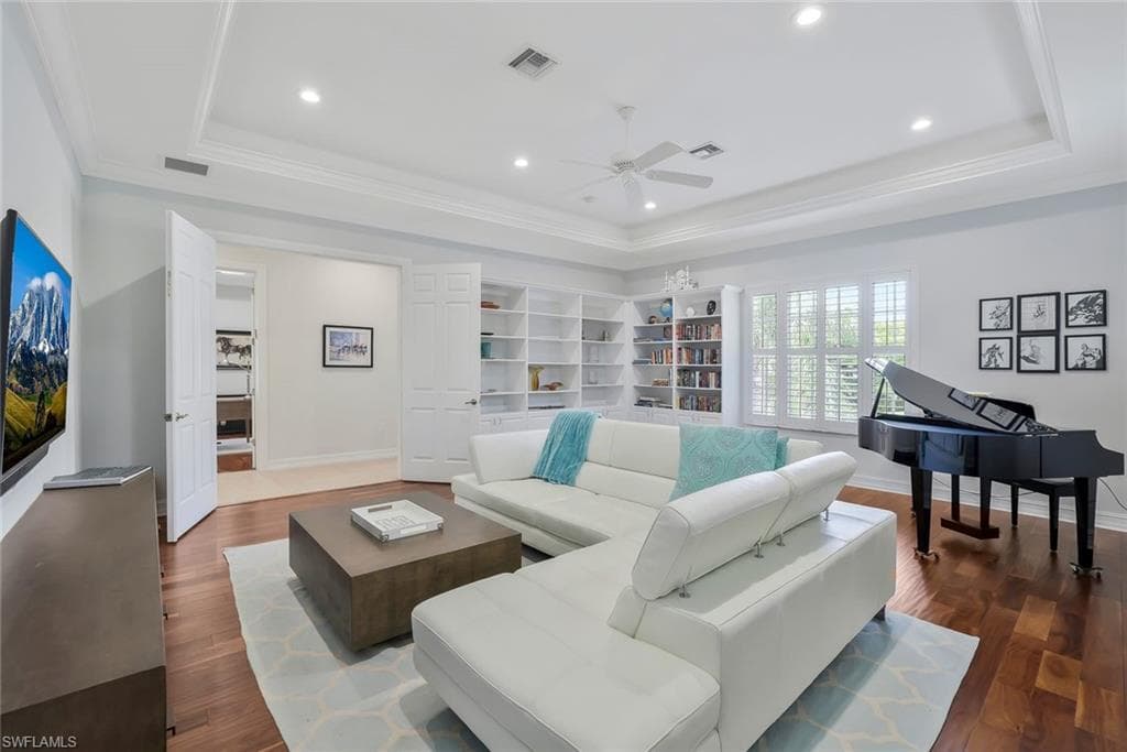 5030 Blauvelt WAY # 201, NAPLES FL 34105-17