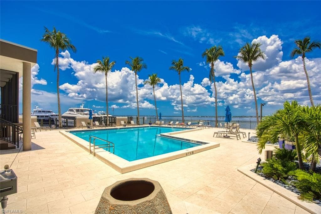 1900 Virginia AVE # 102, FORT MYERS FL 33901-32