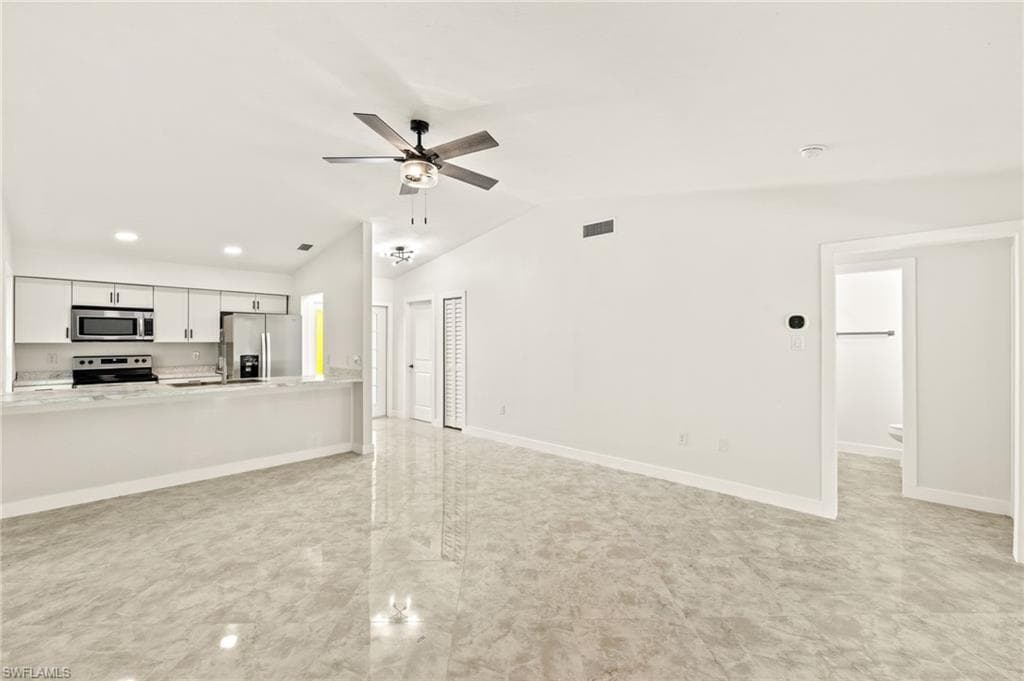 1672 Atlanta Plaza DR, SANIBEL FL 33957-4