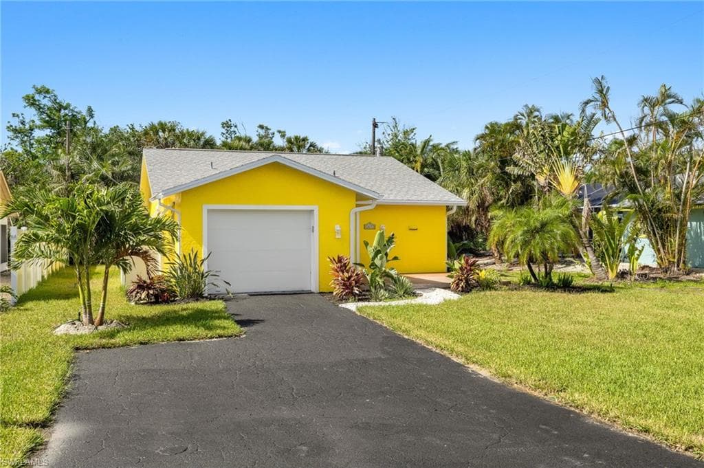 1672 Atlanta Plaza DR, SANIBEL FL 33957-19