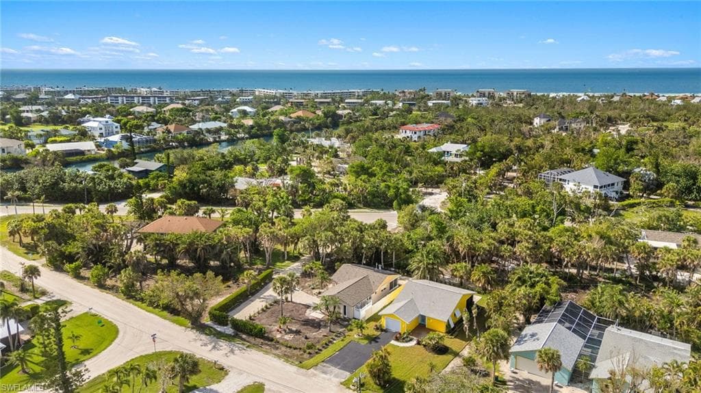 1672 Atlanta Plaza DR, SANIBEL FL 33957-29