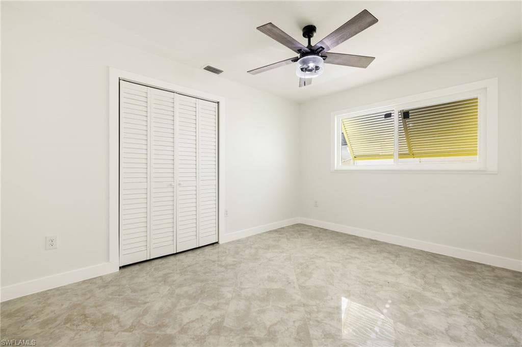 1672 Atlanta Plaza DR, SANIBEL FL 33957-13