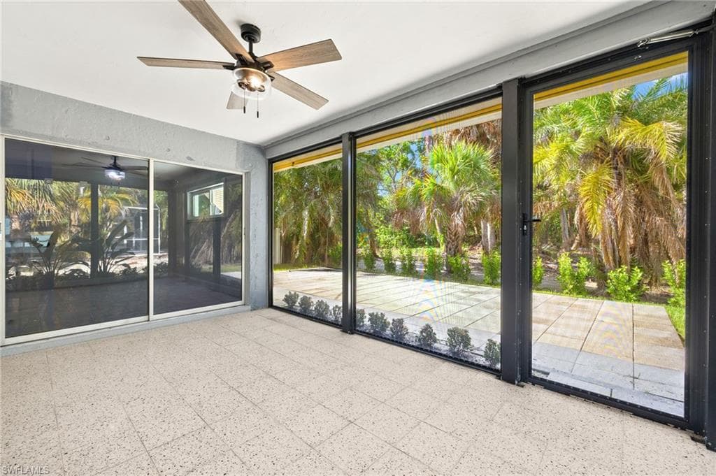 1672 Atlanta Plaza DR, SANIBEL FL 33957-17