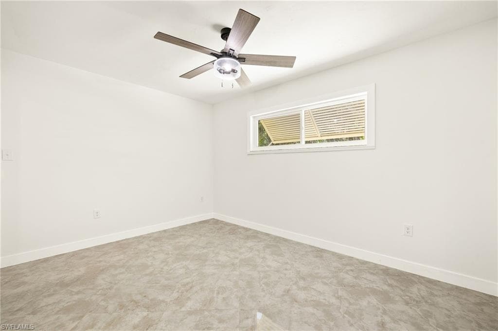 1672 Atlanta Plaza DR, SANIBEL FL 33957-14