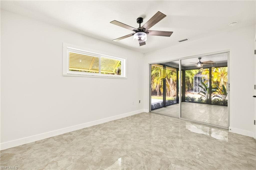 1672 Atlanta Plaza DR, SANIBEL FL 33957-10