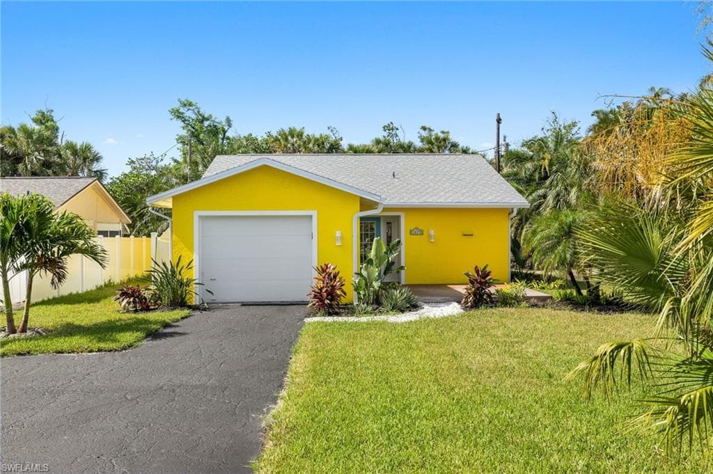 1672 Atlanta Plaza DR, SANIBEL FL 33957-18